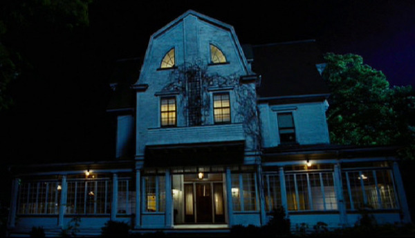 Real-Horror-Stories-the-Real-Amityville-Horror